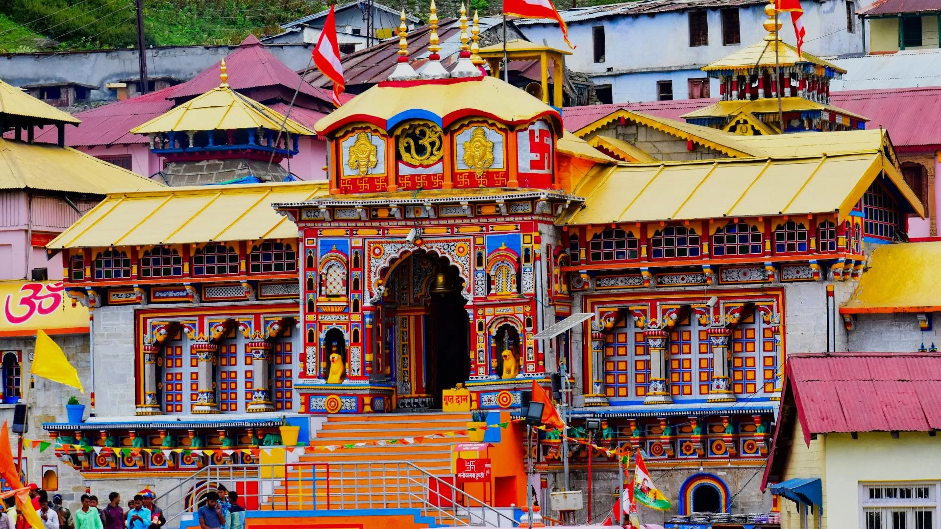 Badrinath Temple &mdash; the abode of Lord Vishnu, the final dham